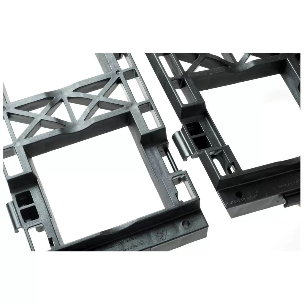 Quint vertical garden with 8 frames and 40 pots