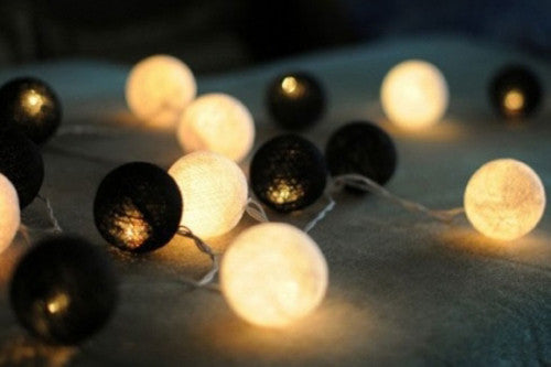 1 Set of 20 LED Black White 5cm Cotton Ball Battery Powered String Lights Xmas Gift Home Wedding Party Bedroom Decoration Outdoor Indoor